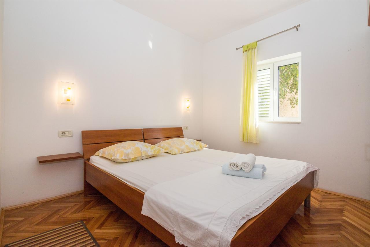 Apartments Antonija Drvenik (Split-Dalmatia) Exterior foto