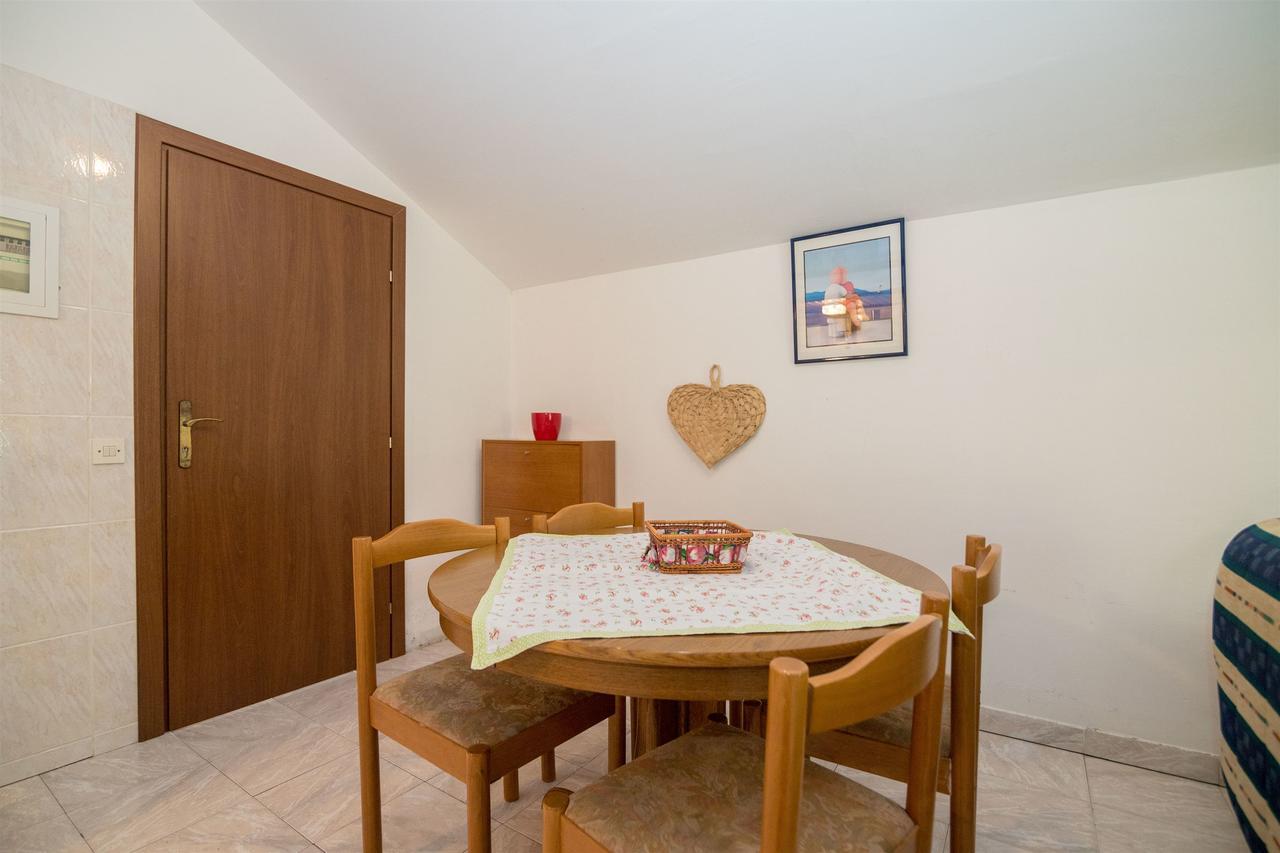Apartments Antonija Drvenik (Split-Dalmatia) Exterior foto