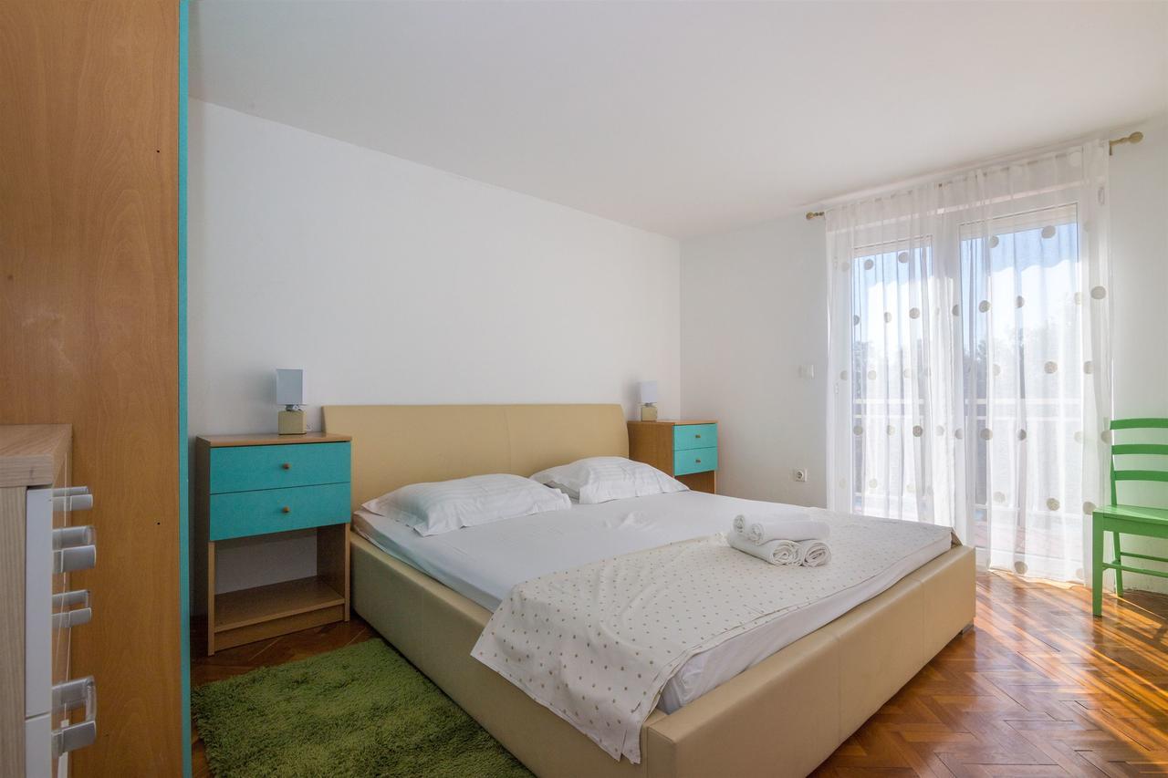 Apartments Antonija Drvenik (Split-Dalmatia) Exterior foto