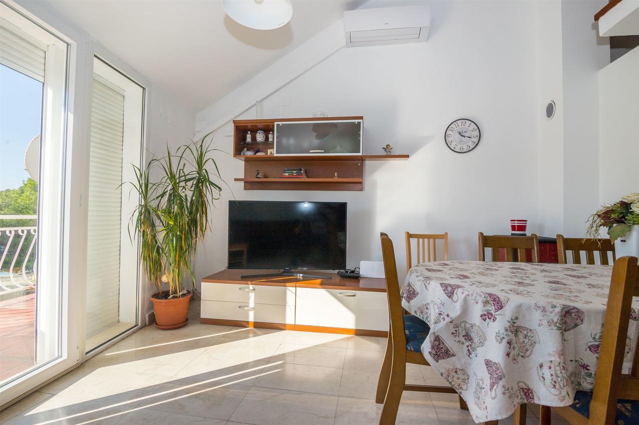 Apartments Antonija Drvenik (Split-Dalmatia) Exterior foto